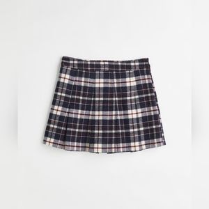 H&M pleated skirt